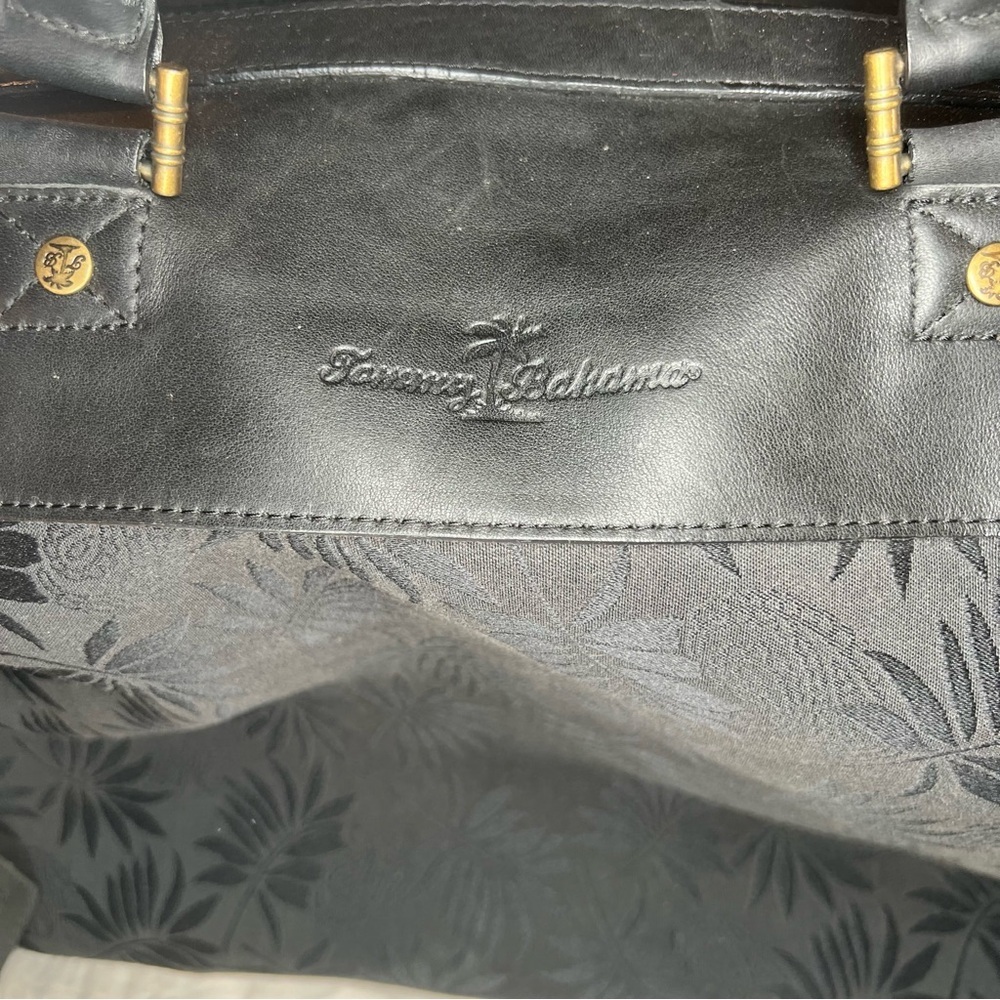 Tommy Bahama Large Black Duffle Bag, Shoulder Strap Top Handles Leather Accents - Picture 2 of 16